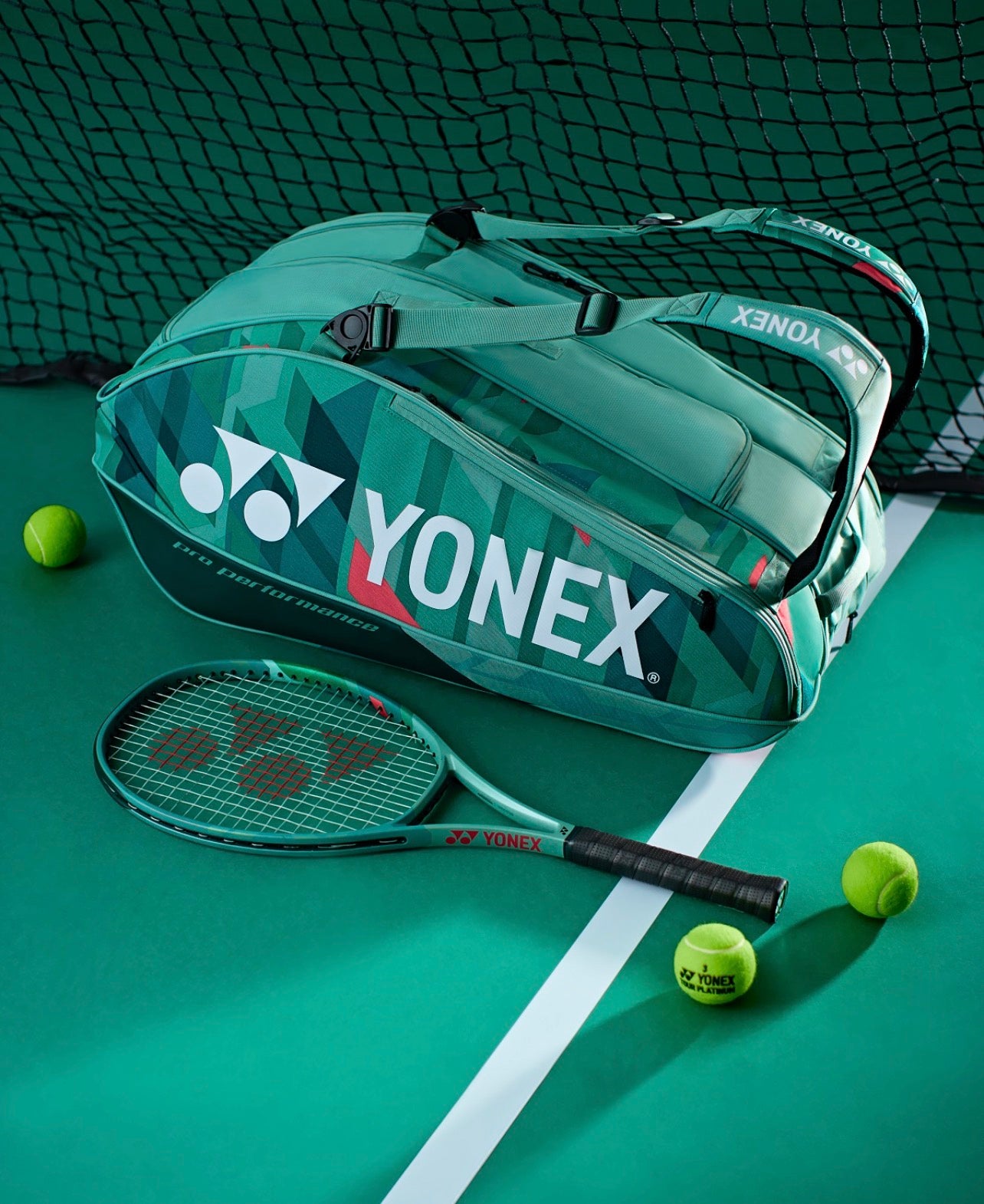 תיק טניס YONEX PRO RACQUET BAG (12PCS) Olive Green